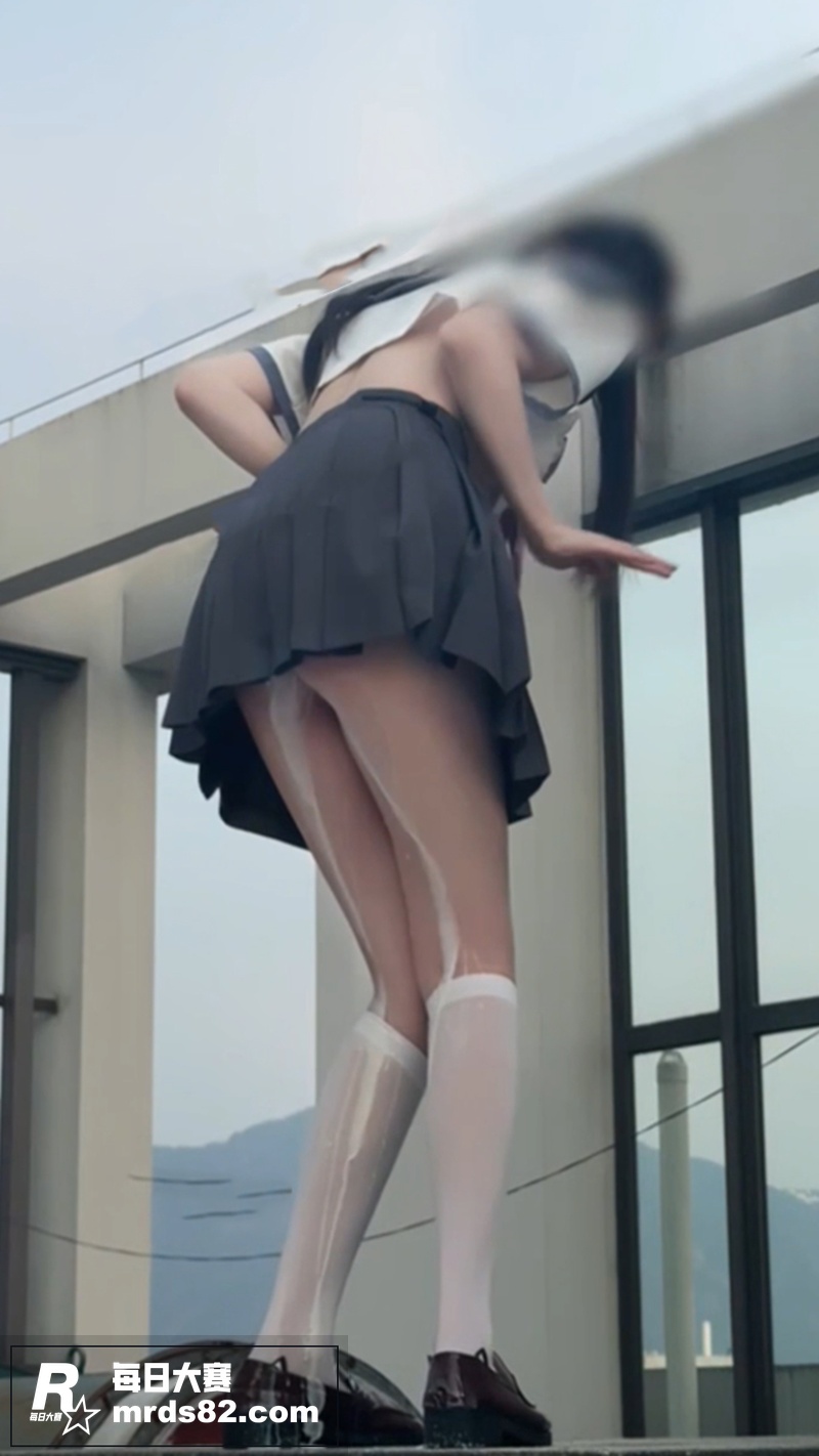 推特播音系反差少女 相关图片8