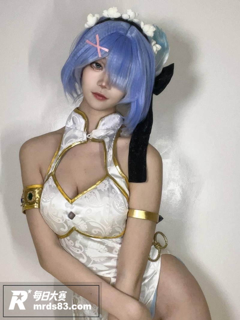 二次元高颜值清纯女大相关图片2