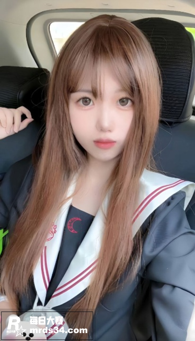 成都东软学院反差学妹相关图片7