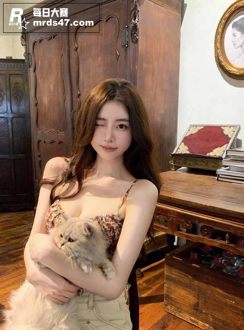 山东大长腿美女 董佳相关图片2