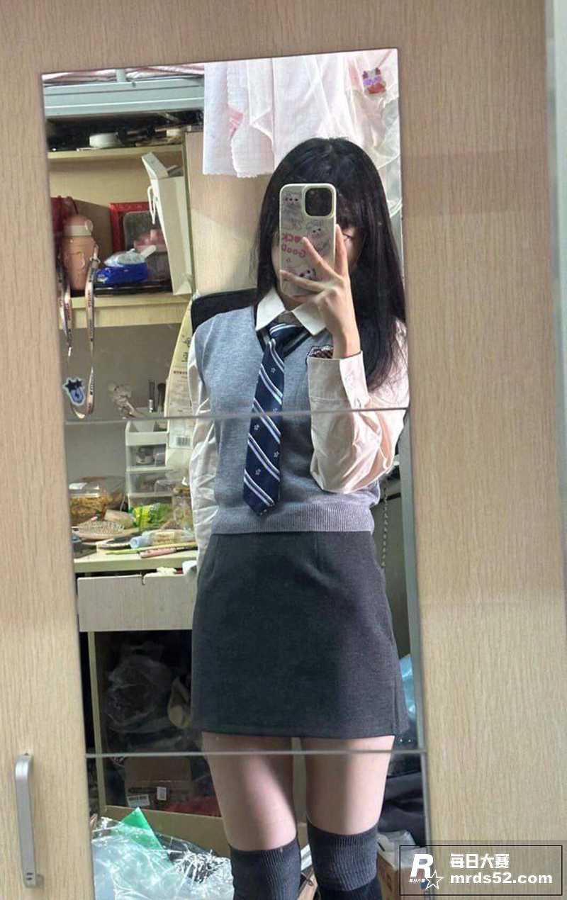 极品女大学生 王晓晓相关图片2