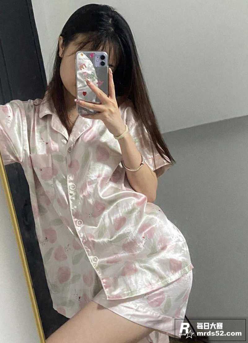 极品女大学生 王晓晓相关图片4