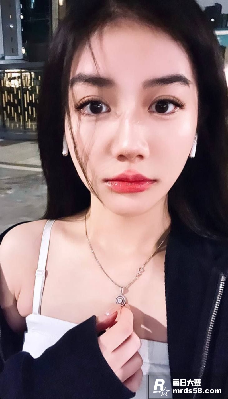 高颜值极品美女 与男相关图片2