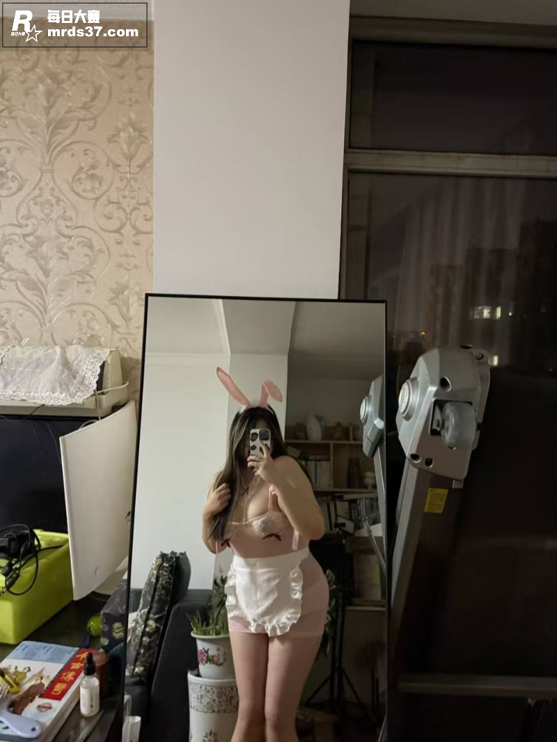 辽宁阜新巨乳肥臀骚母相关图片12
