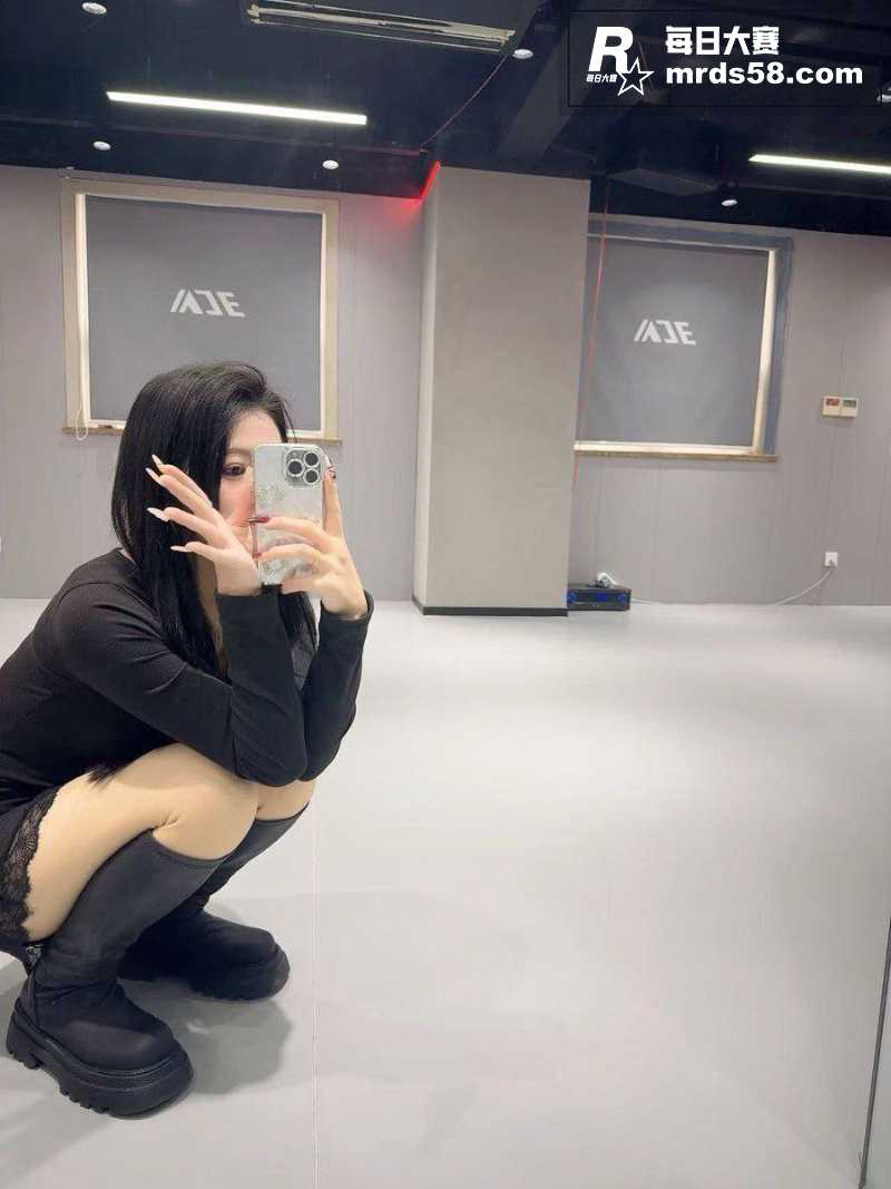 上海极品母狗淫妻 娜相关图片3