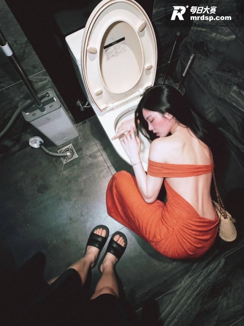 推特台湾巨乳网红 王相关图片16