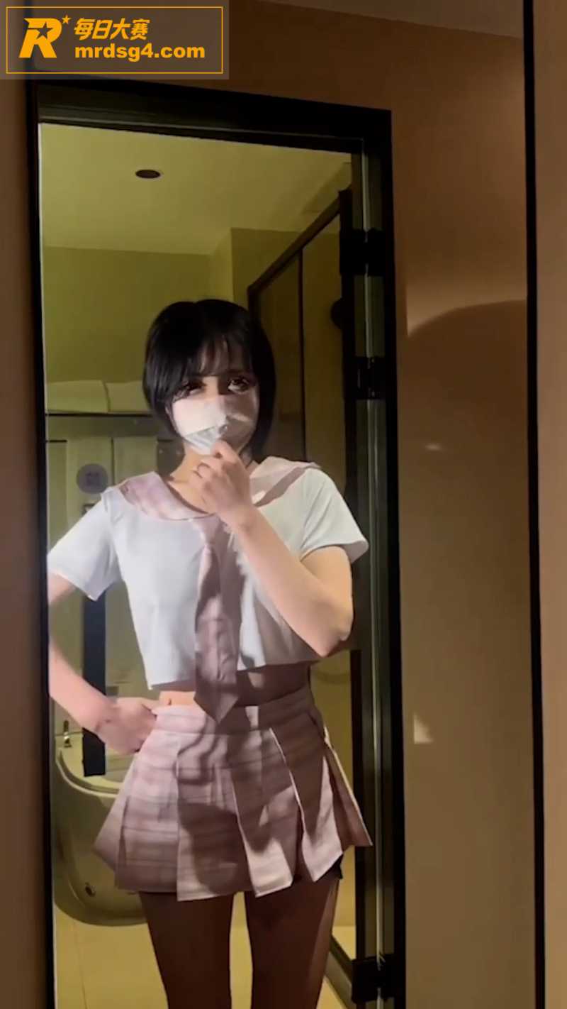 推特极品福利姬 柒柒相关图片3