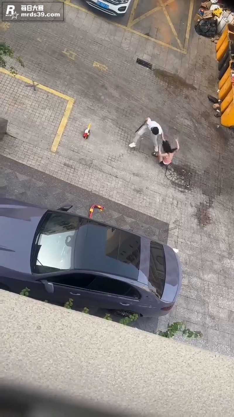 网传吃瓜 网友拍摄一相关图片4