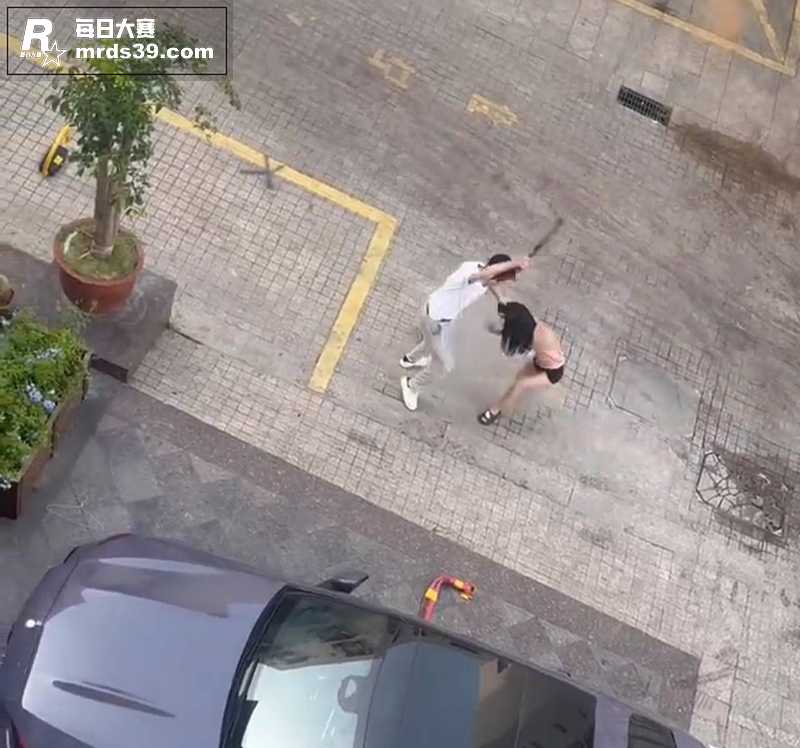 网传吃瓜 网友拍摄一相关图片5