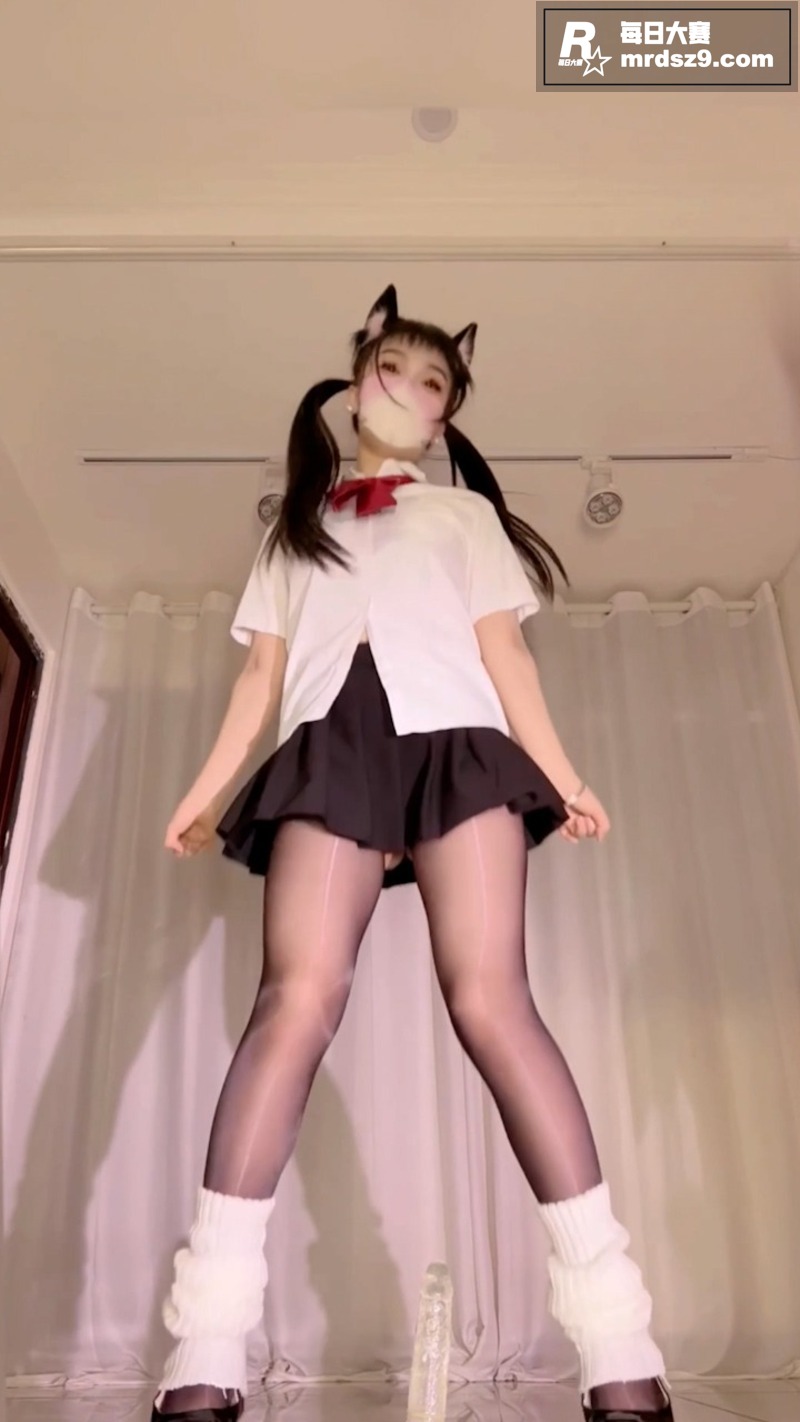 推特极品双马尾萝莉 相关图片6