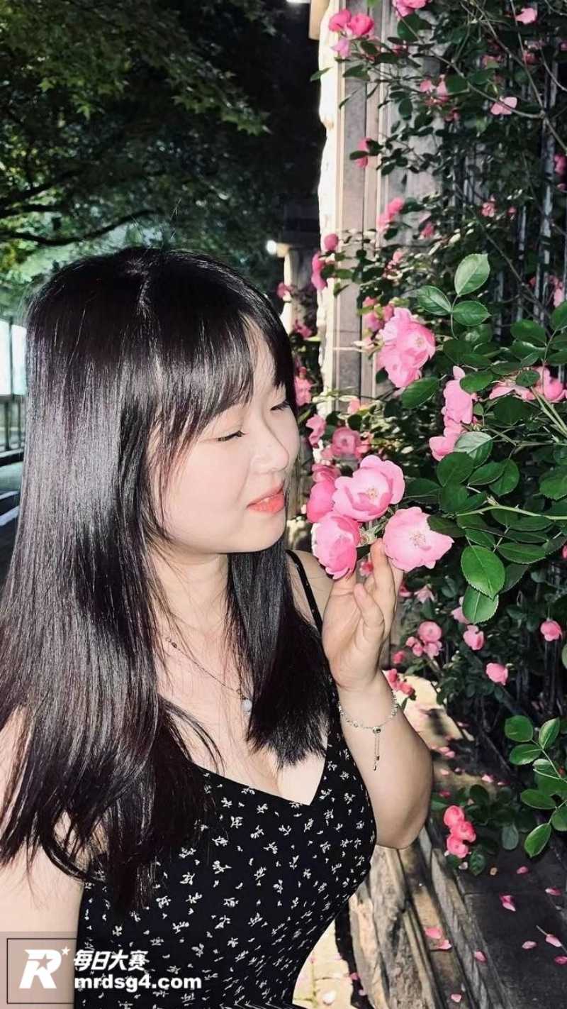 云南昆明学生妹 肖雨相关图片3