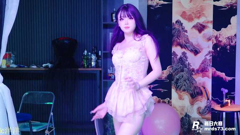 国产大尺度女团 洋洋相关图片5