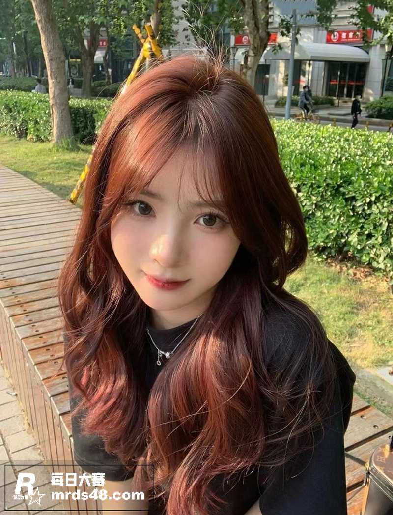 河北承德美少女 冯琪相关图片1