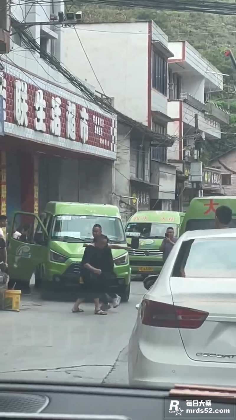 泸州叙永 街头拳王争相关图片4
