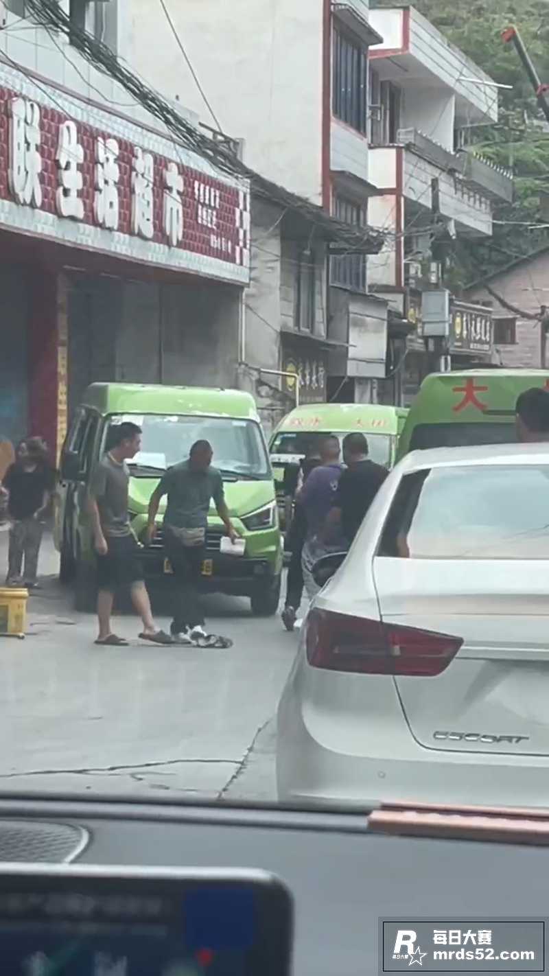泸州叙永 街头拳王争相关图片6