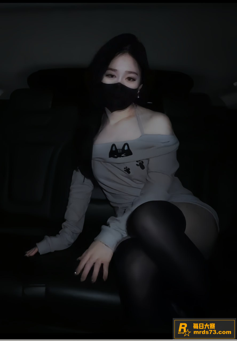 长腿白虎美女惨喝醉了相关图片1