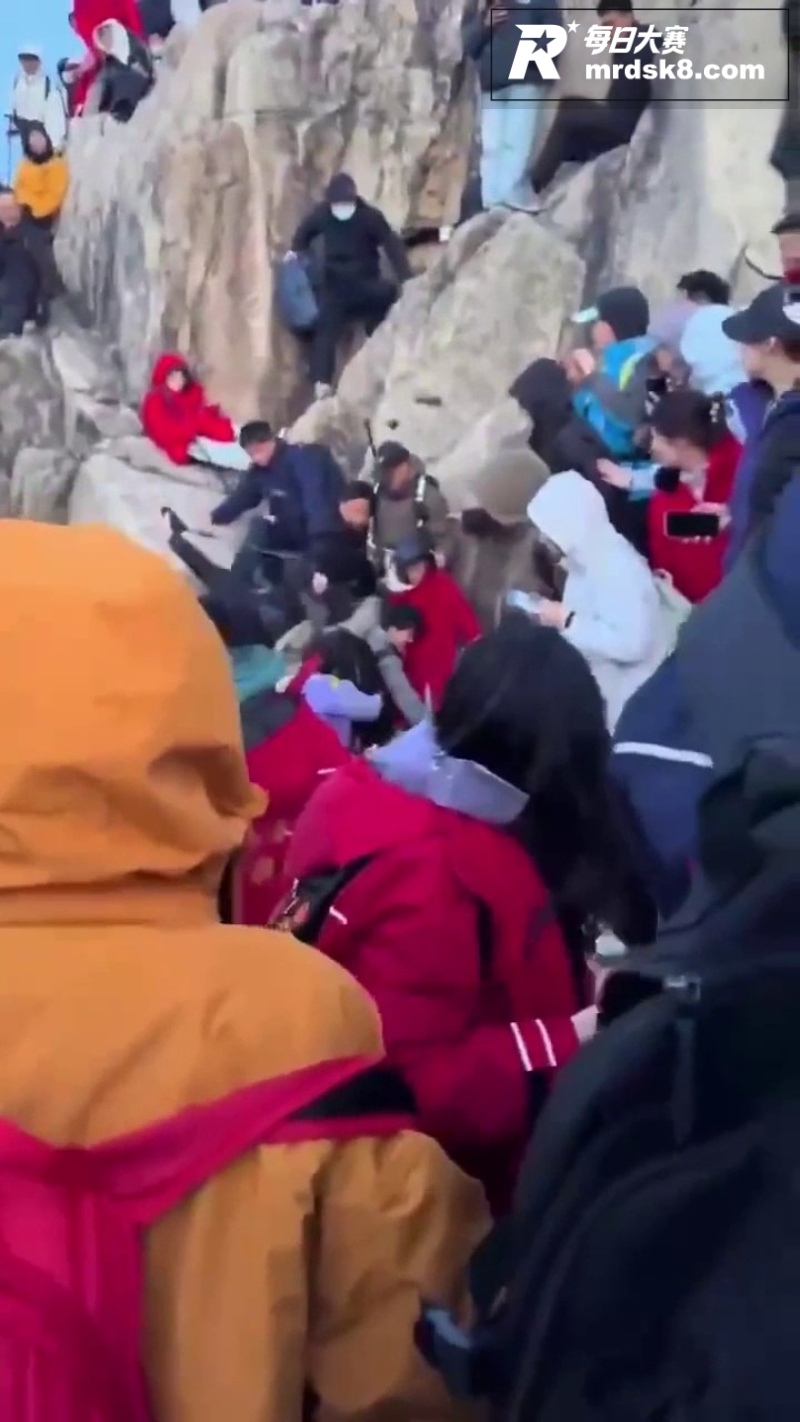 山东泰山风景区冲突事相关图片3
