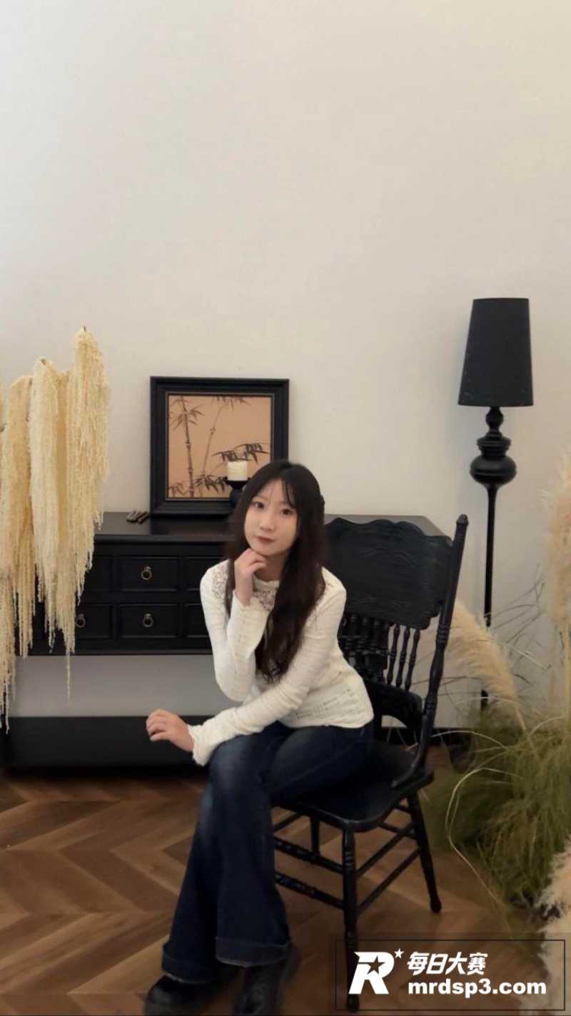 抖音网红美女 小苗 相关图片3