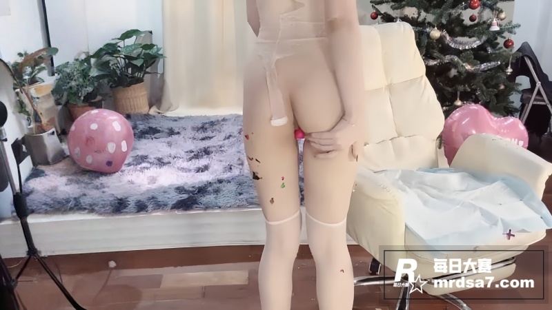 ST站百变女神 ni相关图片5