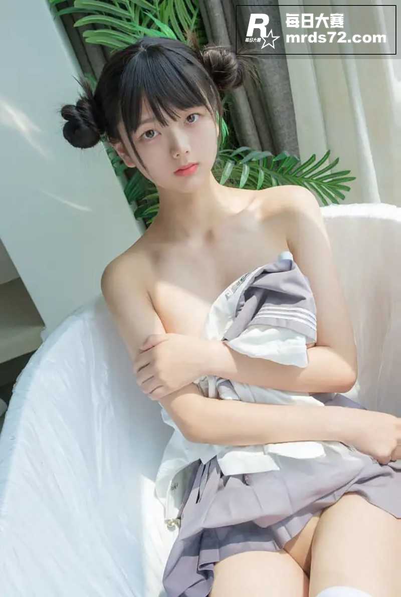 极品日系模特少女 赤相关图片4