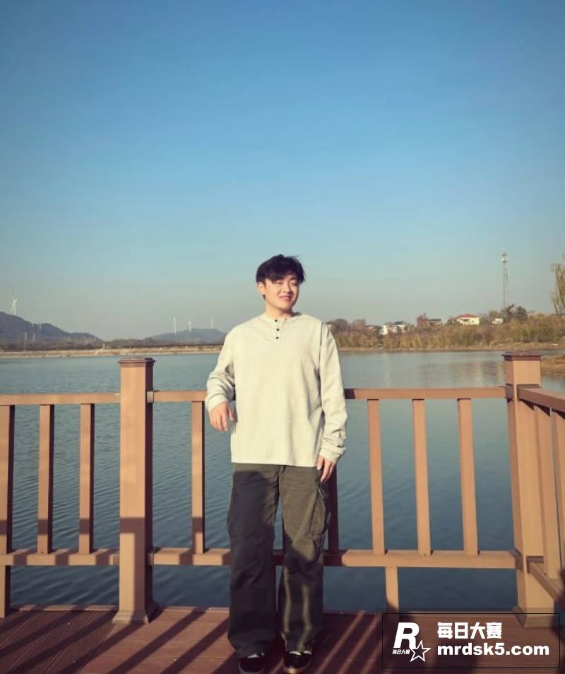 齐齐哈尔在校女大学生相关图片6