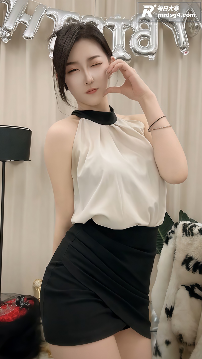 抖音极品御姐 舞蹈老相关图片2