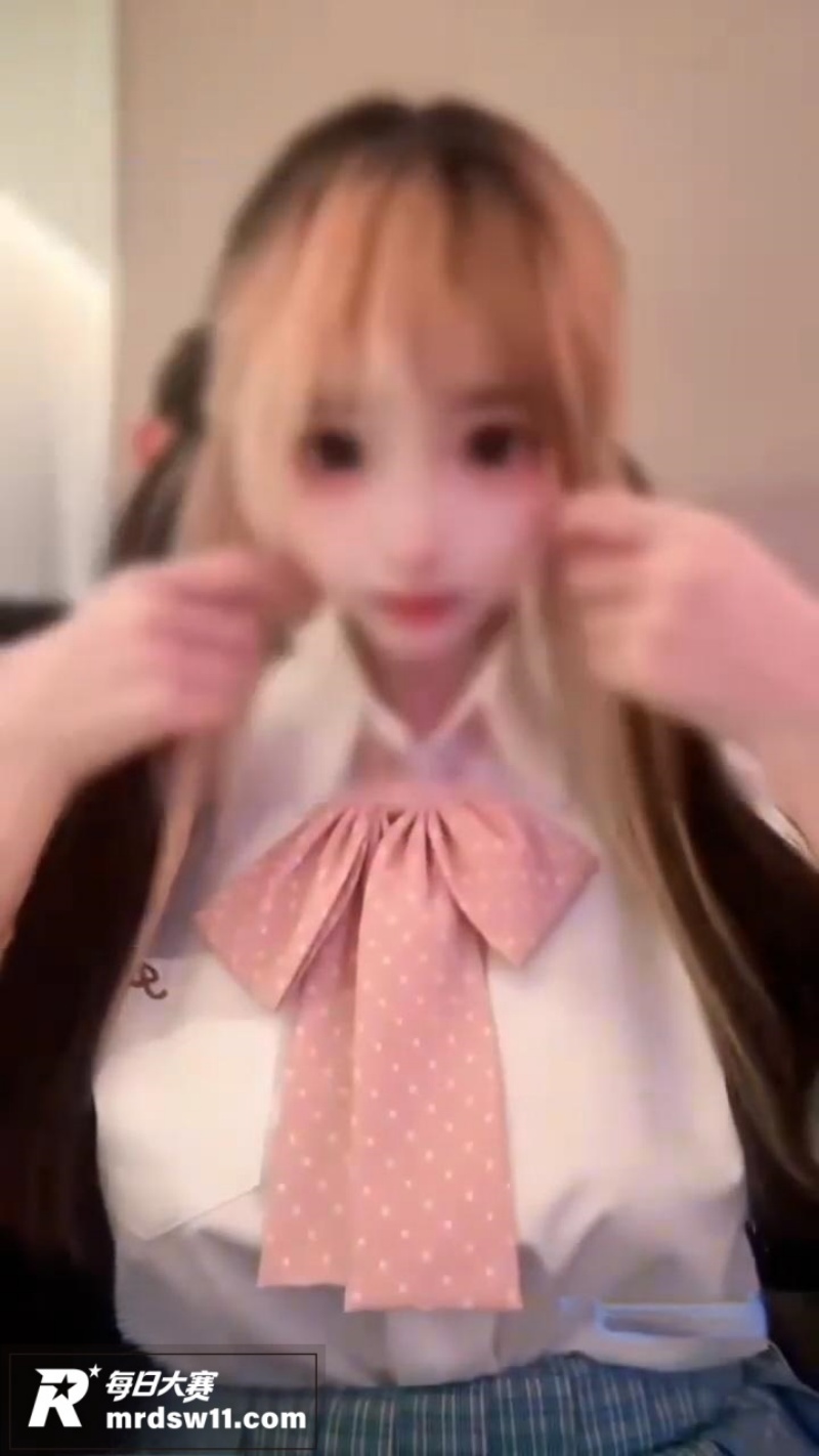 推特极品少女福利姬 相关图片1
