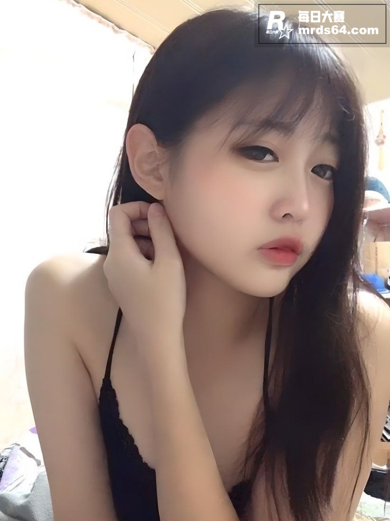 湖北卫校反差学生妹 相关图片4