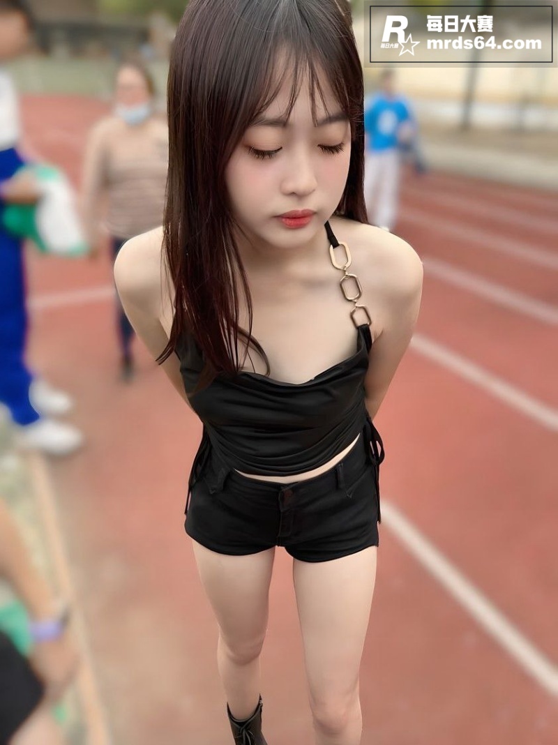 湖北卫校反差学生妹 相关图片5