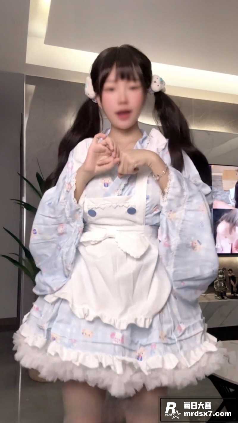 推特福利姬 小仙云儿相关图片3