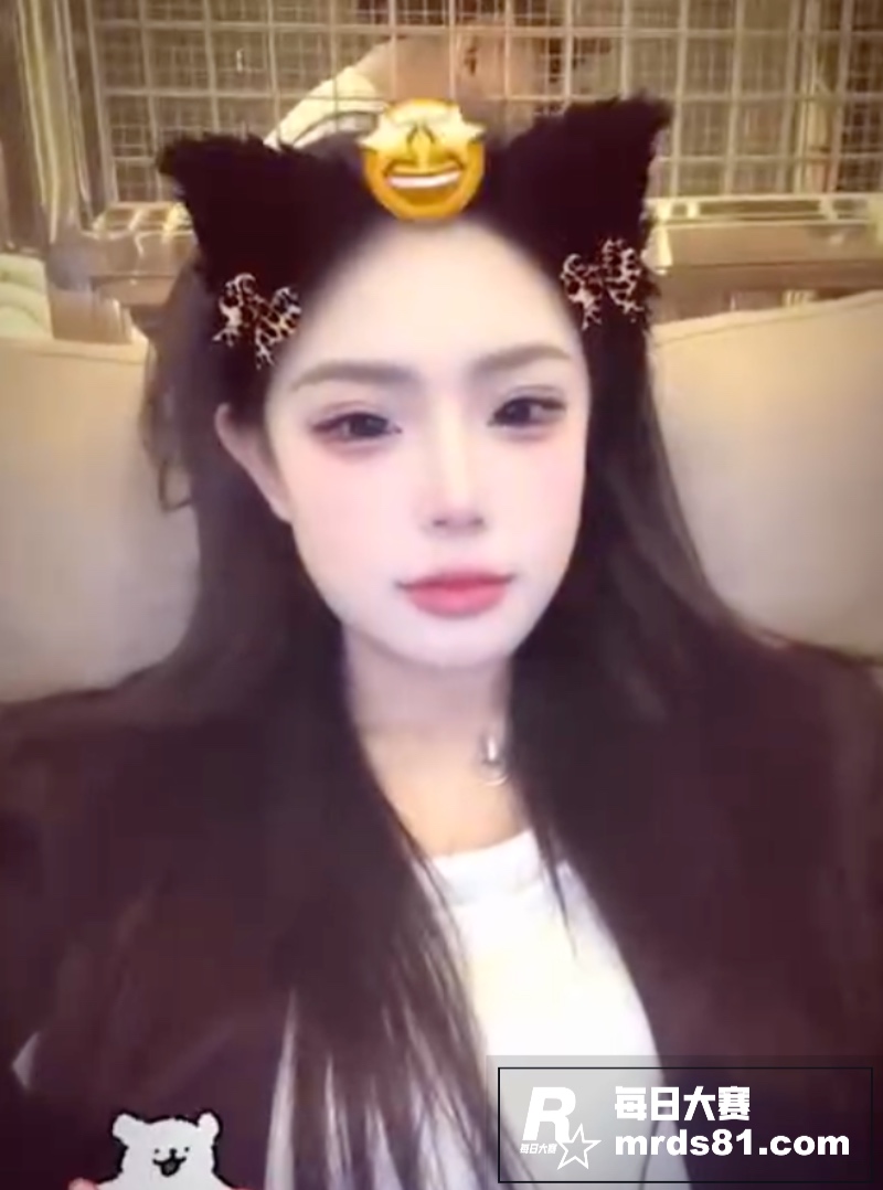 东北花臂纹身精神小妹相关图片2