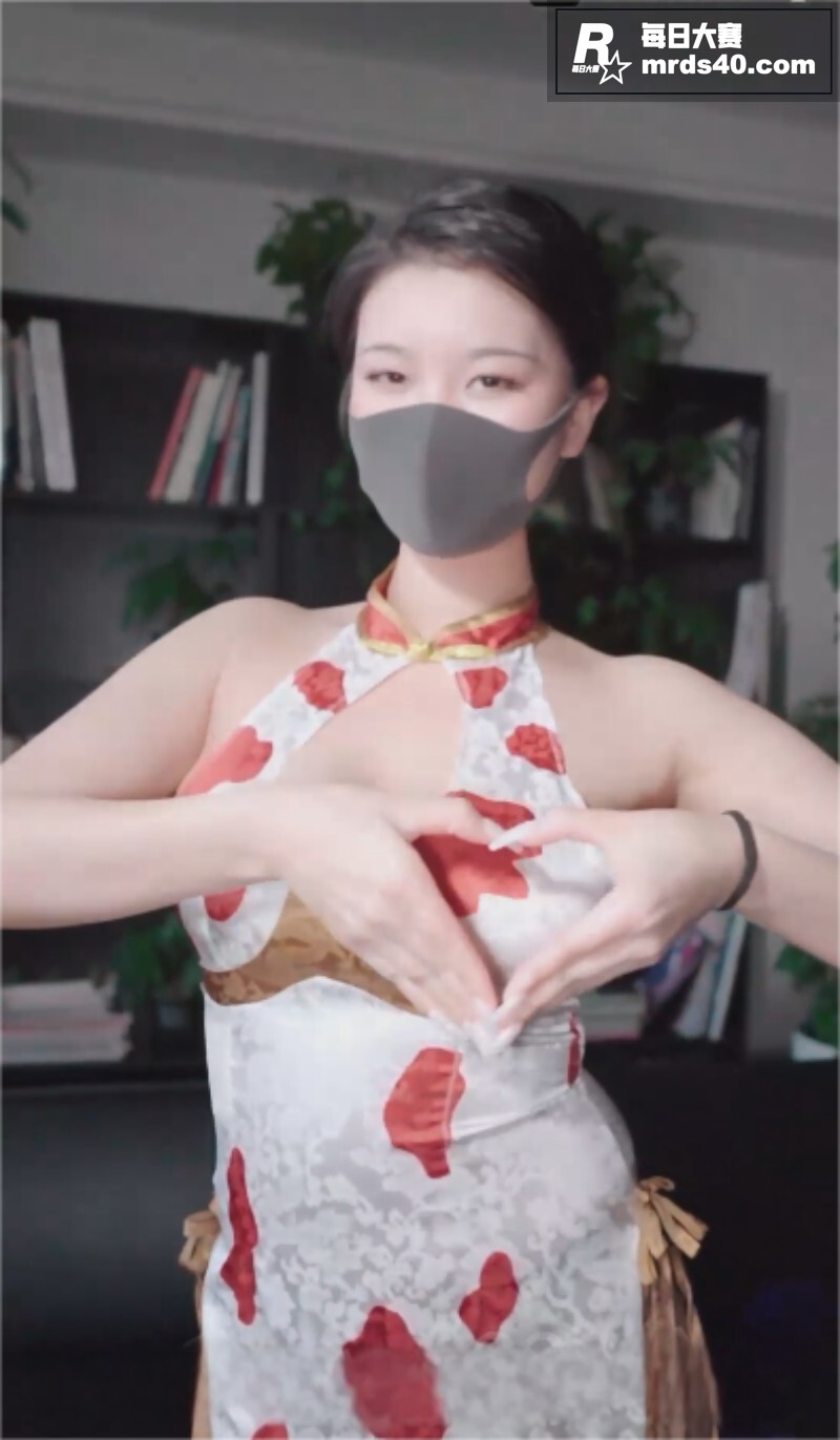 推特巨乳网黄Nina相关图片1