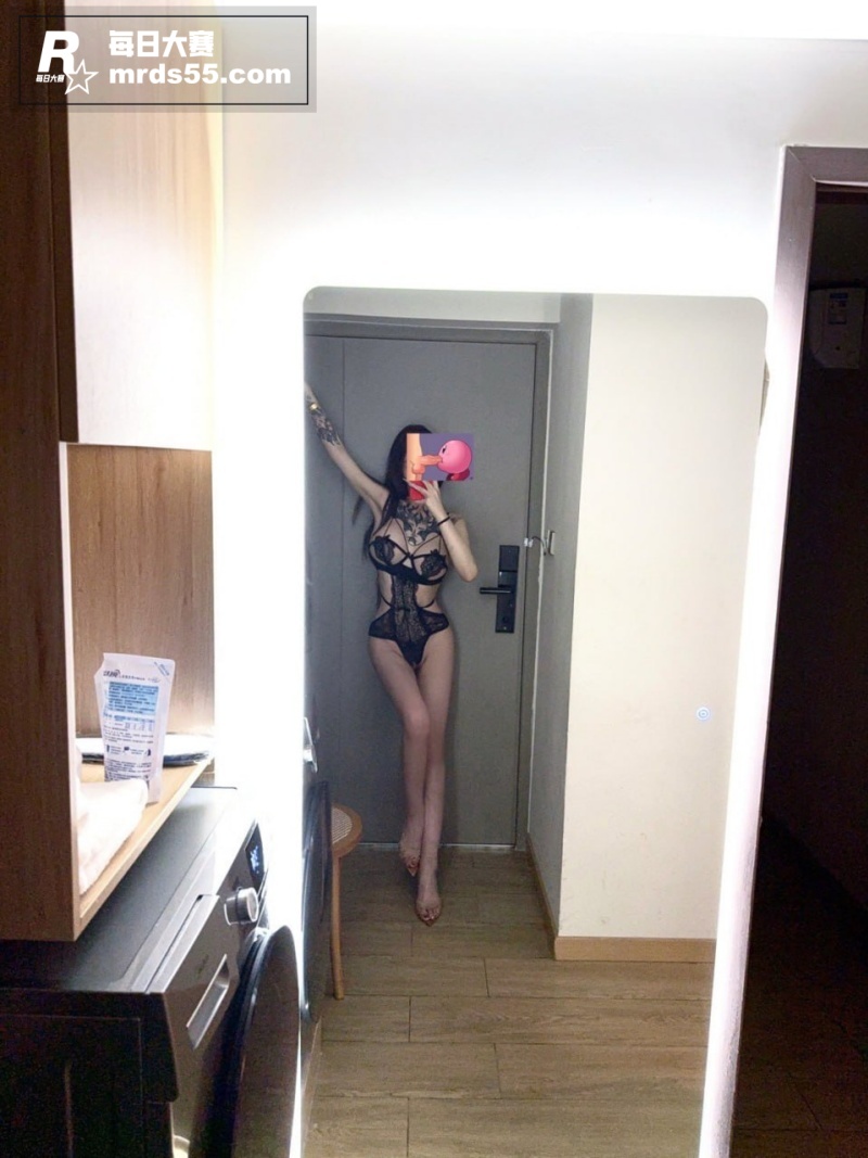顶级高颜值御姐 琳琳相关图片3