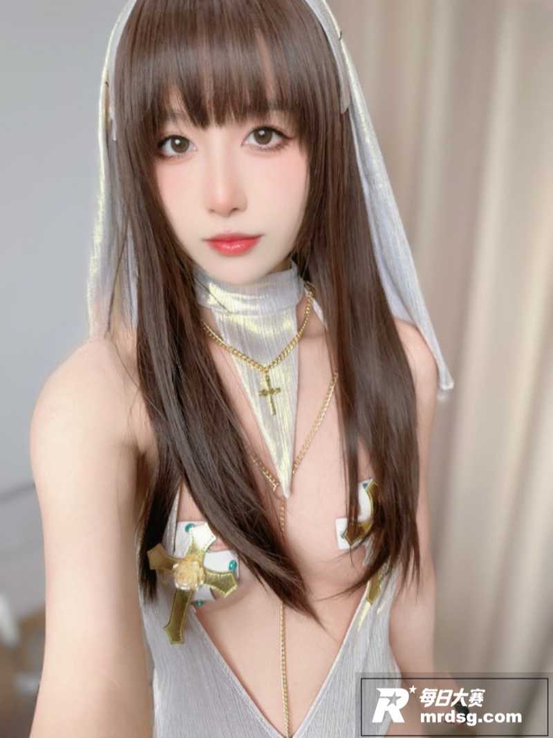 推特福利姬 布丁大法相关图片25