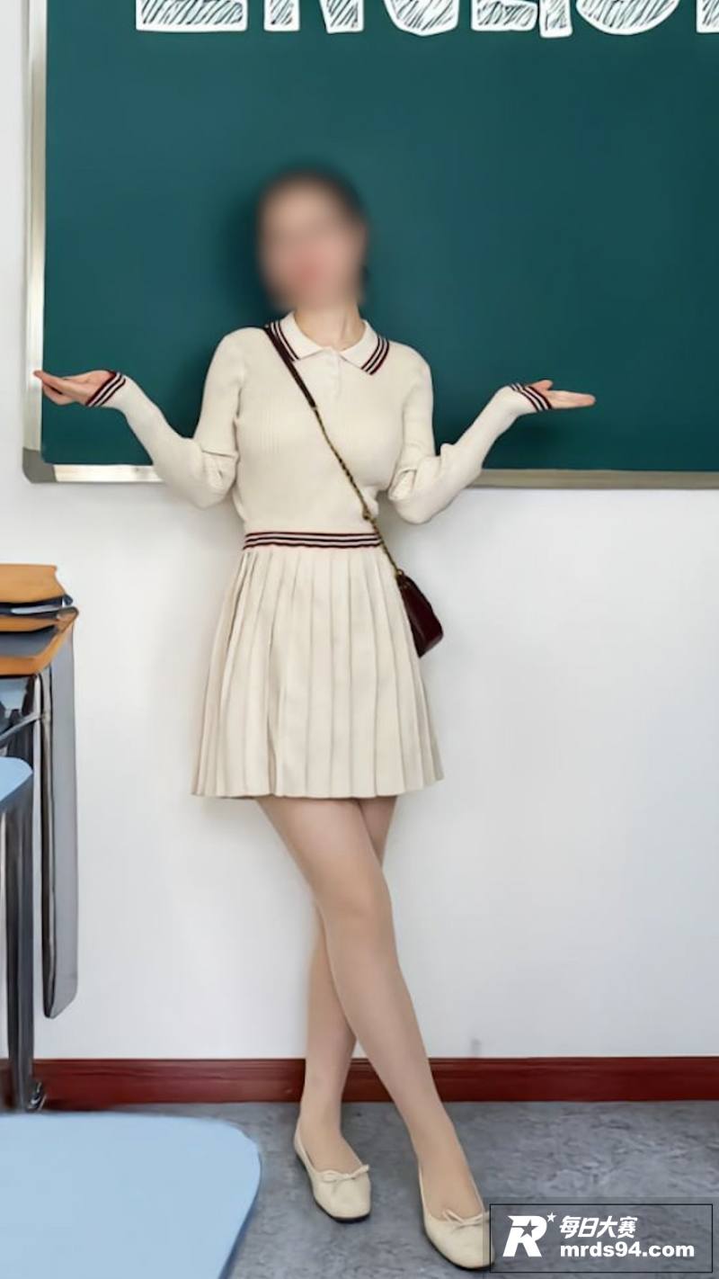 推特极品反差女神 欣相关图片3