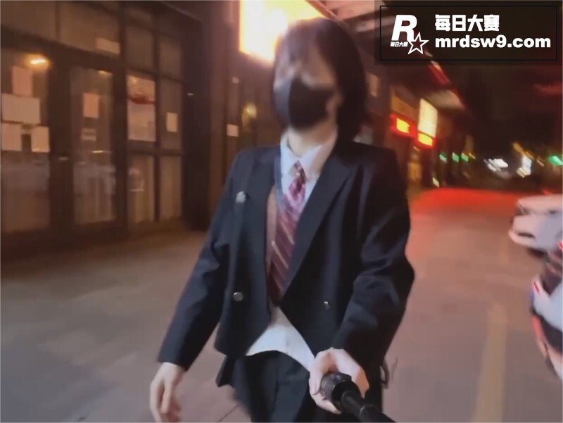 推特美艳伪娘 mik相关图片3