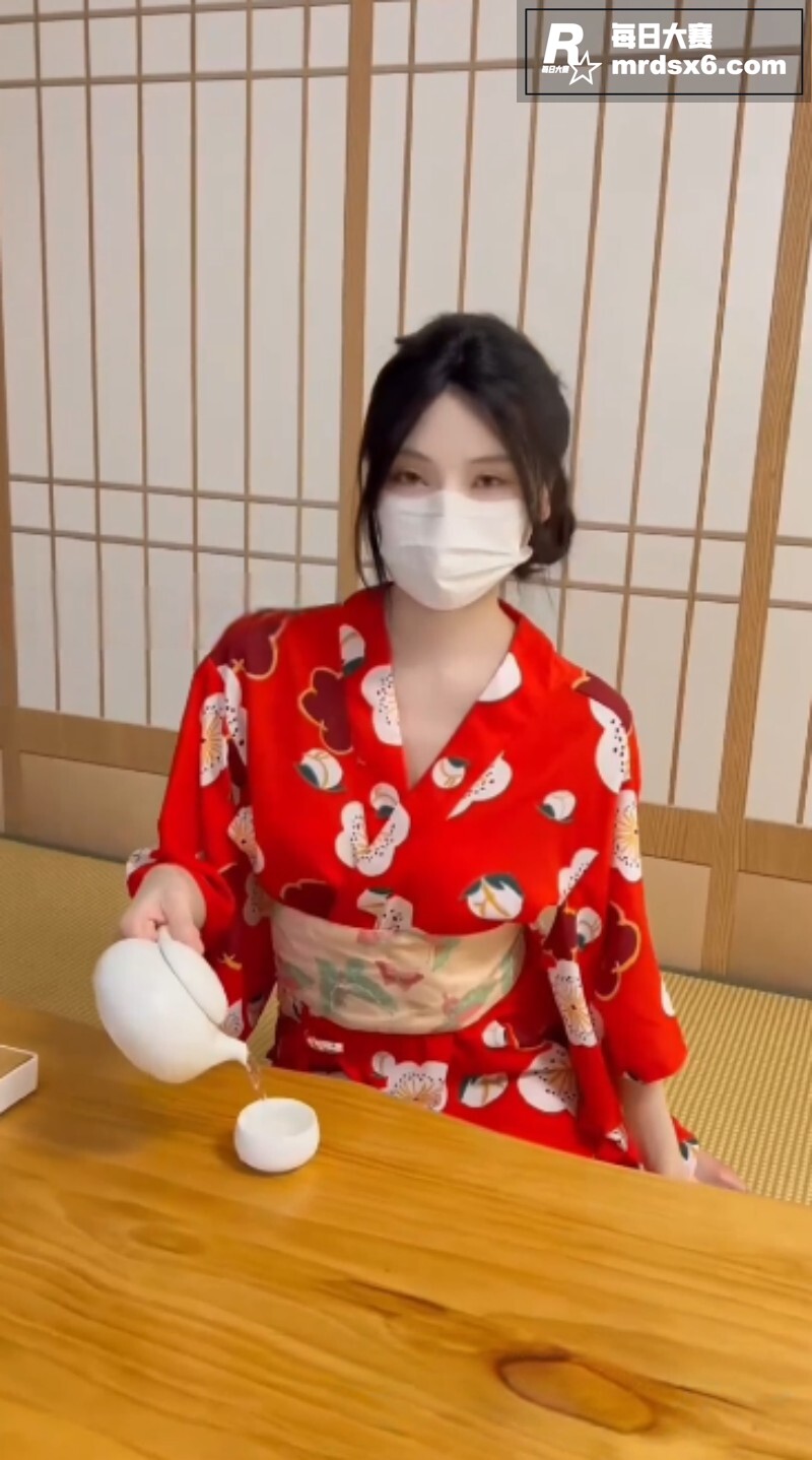推特人气女神 紫蛋 相关图片1
