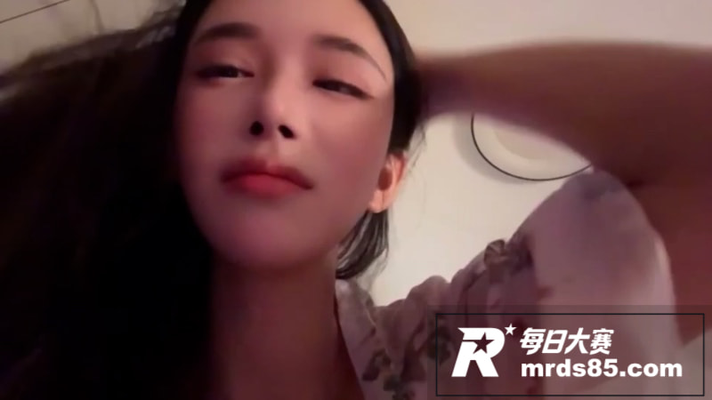 高颜值巨乳女神 小恩相关图片5
