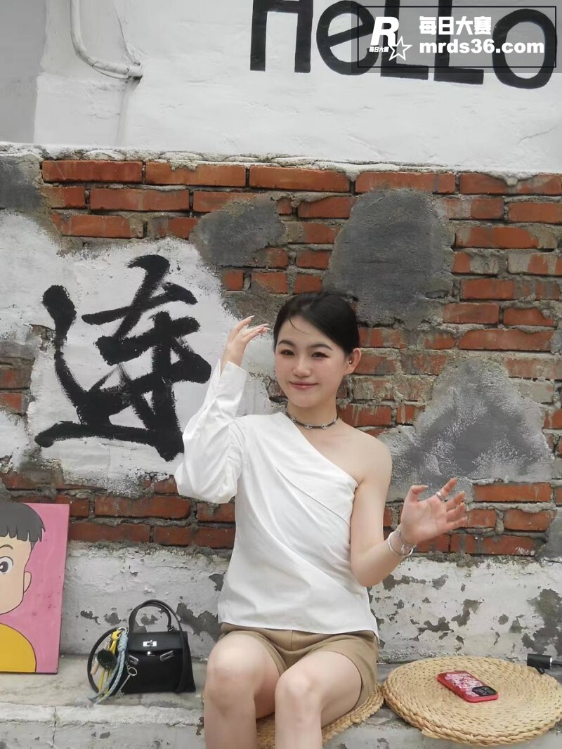 山东青岛清纯甜妹 吴相关图片2