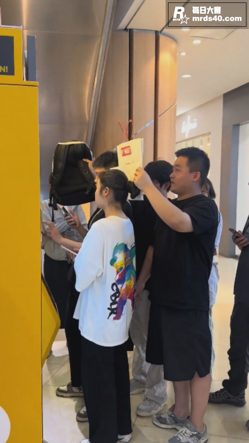 近日 泡泡玛特Lab相关图片4