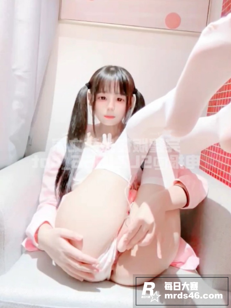 高颜值极品萝莉福利姬相关图片5