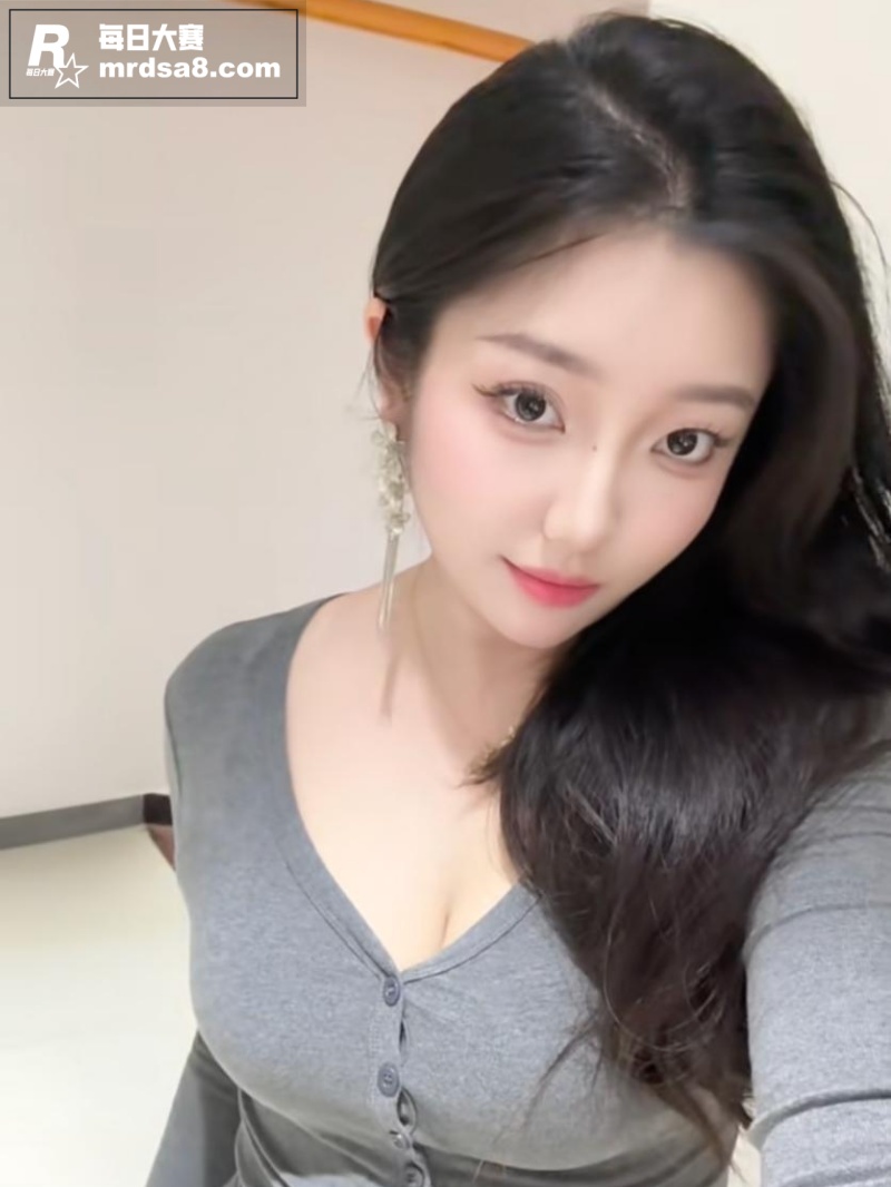 抖音70万粉丝御姐 相关图片5