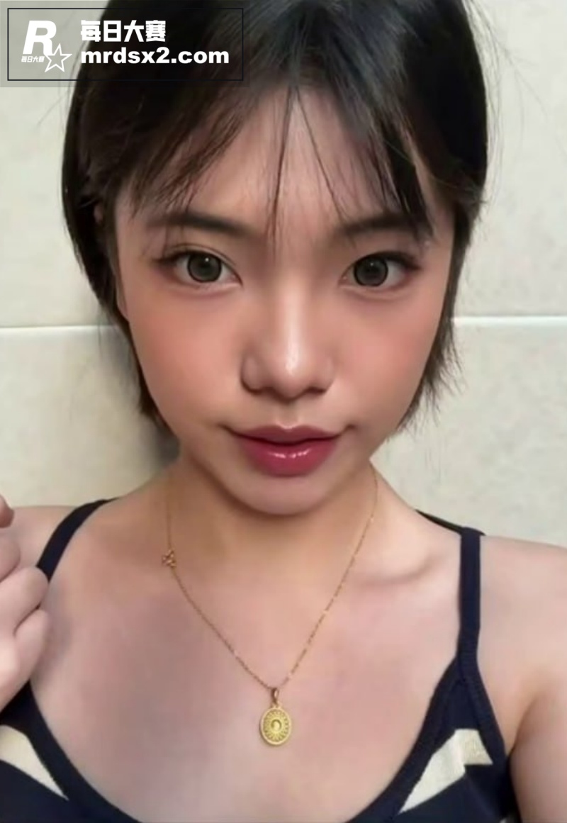 抖音反差巨乳女神 h相关图片2