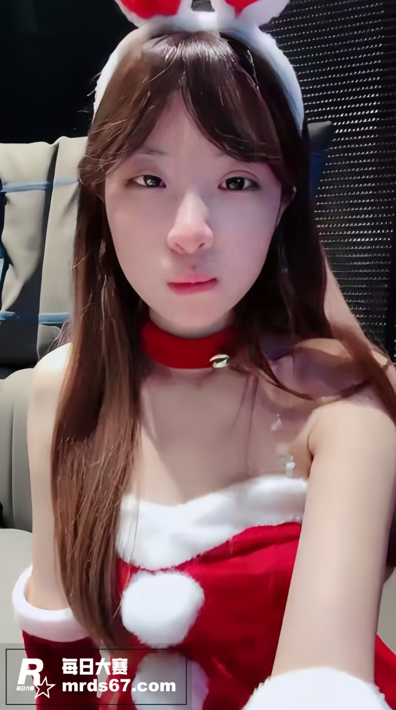 极品身材高颜值嫩妹 相关图片3