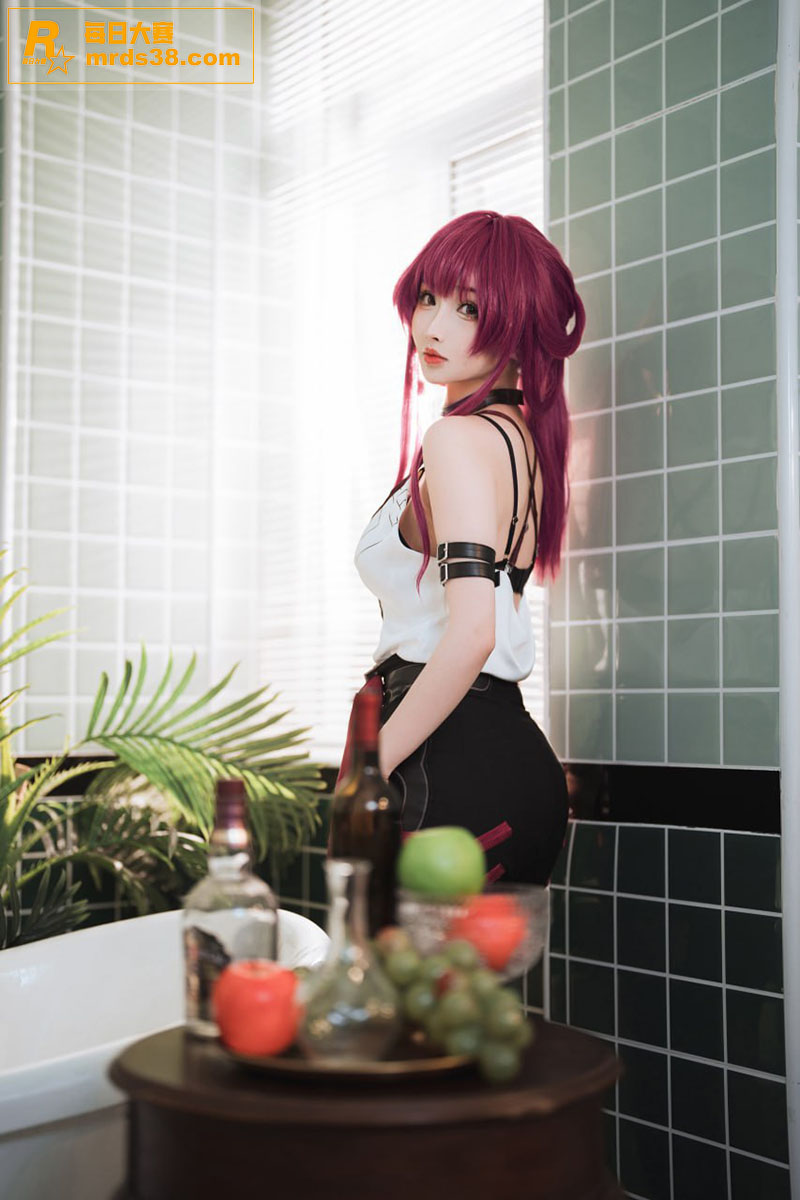 极品顶颜巨乳少女 r相关图片2