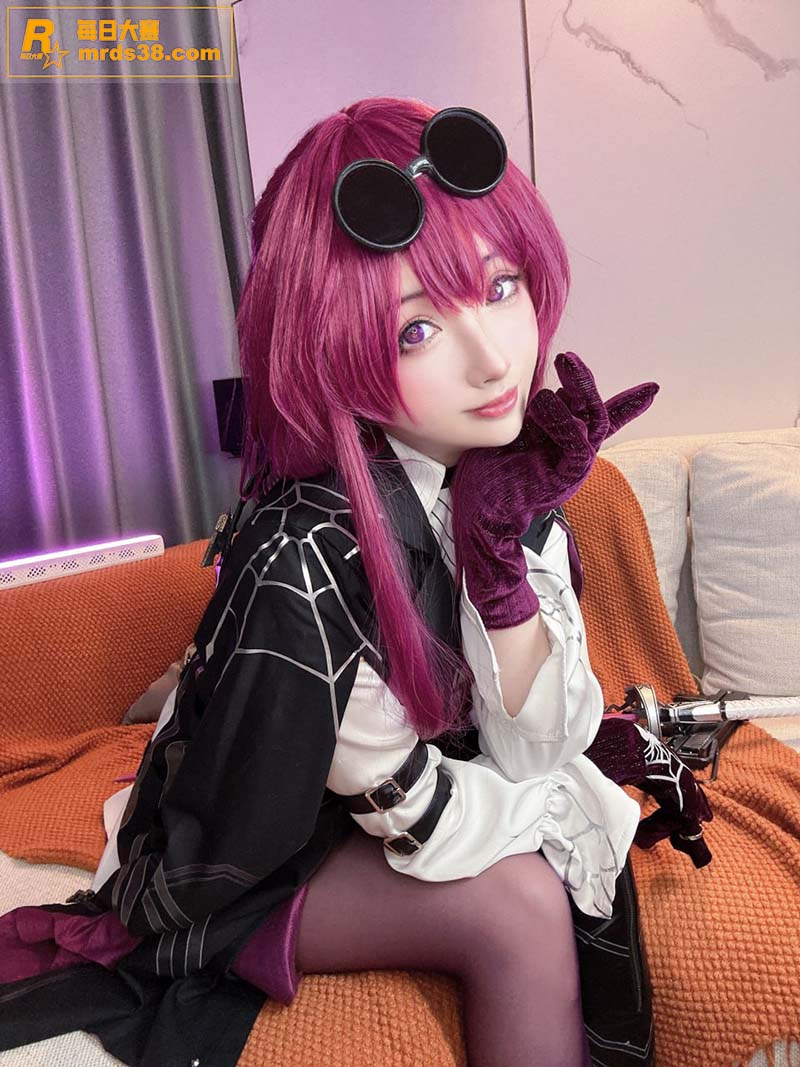 极品顶颜巨乳少女 r相关图片48