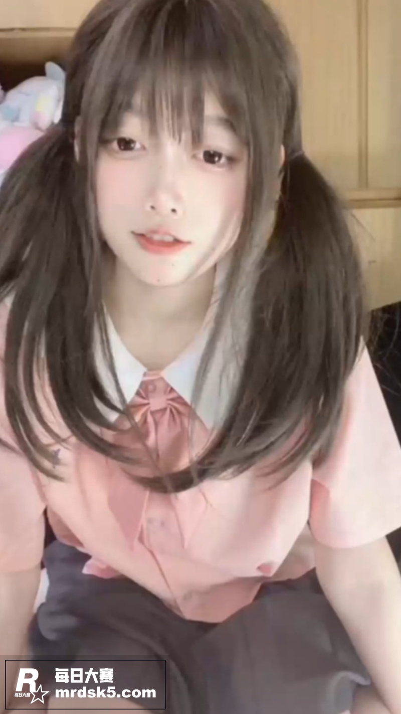 推特极品少女福利姬 相关图片1