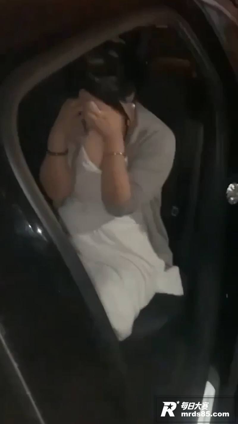 渣男开着原配买的奥迪相关图片6