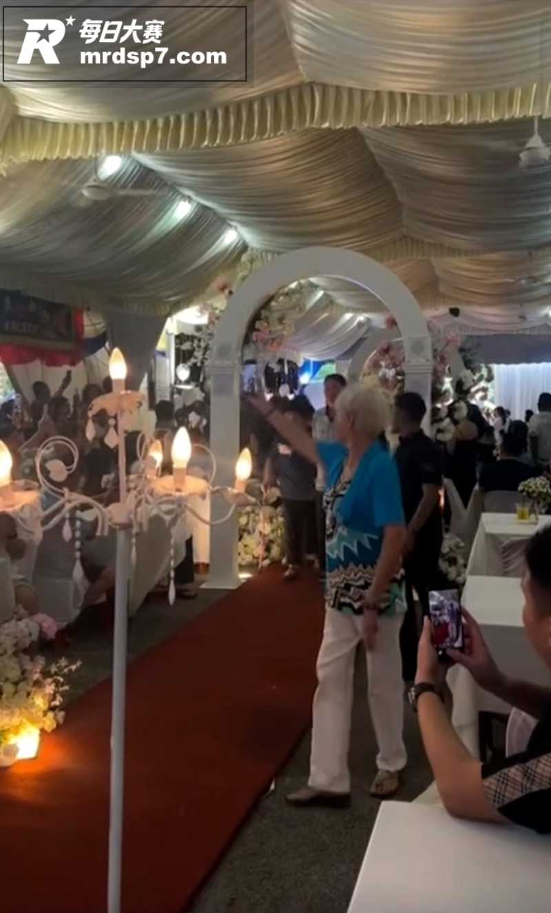 冥婚现场直击！活人全相关图片2