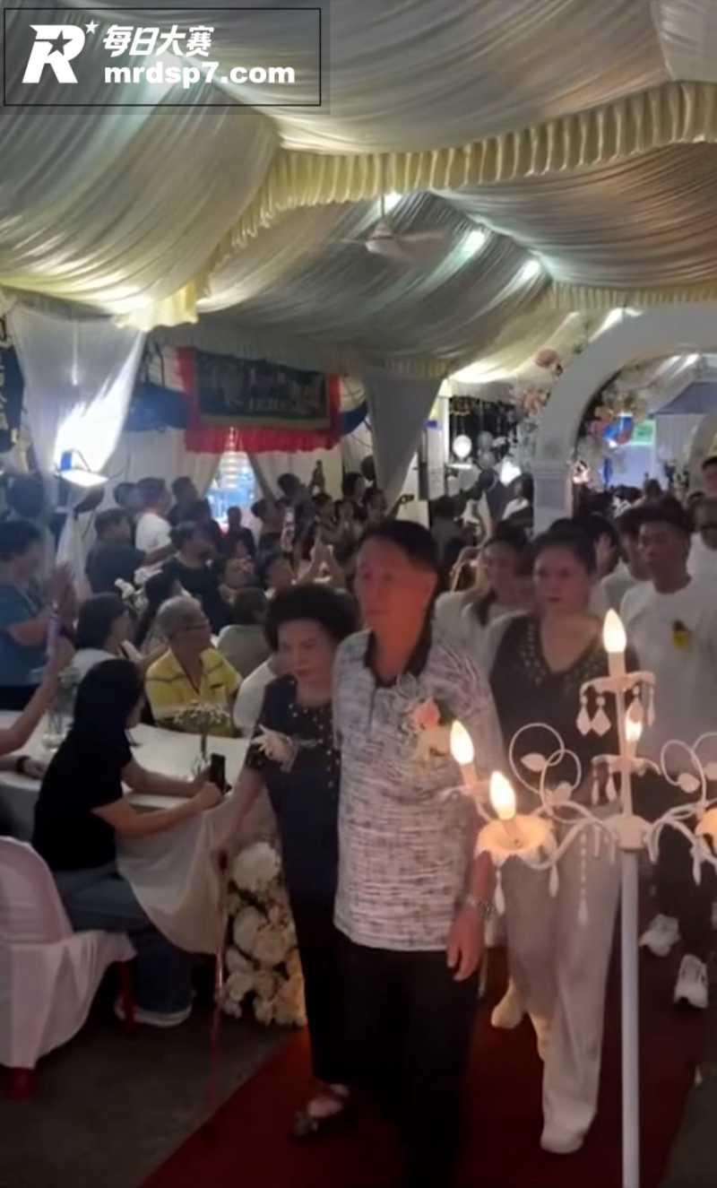 冥婚现场直击！活人全相关图片3